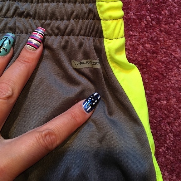 Jumping Beans shorts - Picture 3 of 4